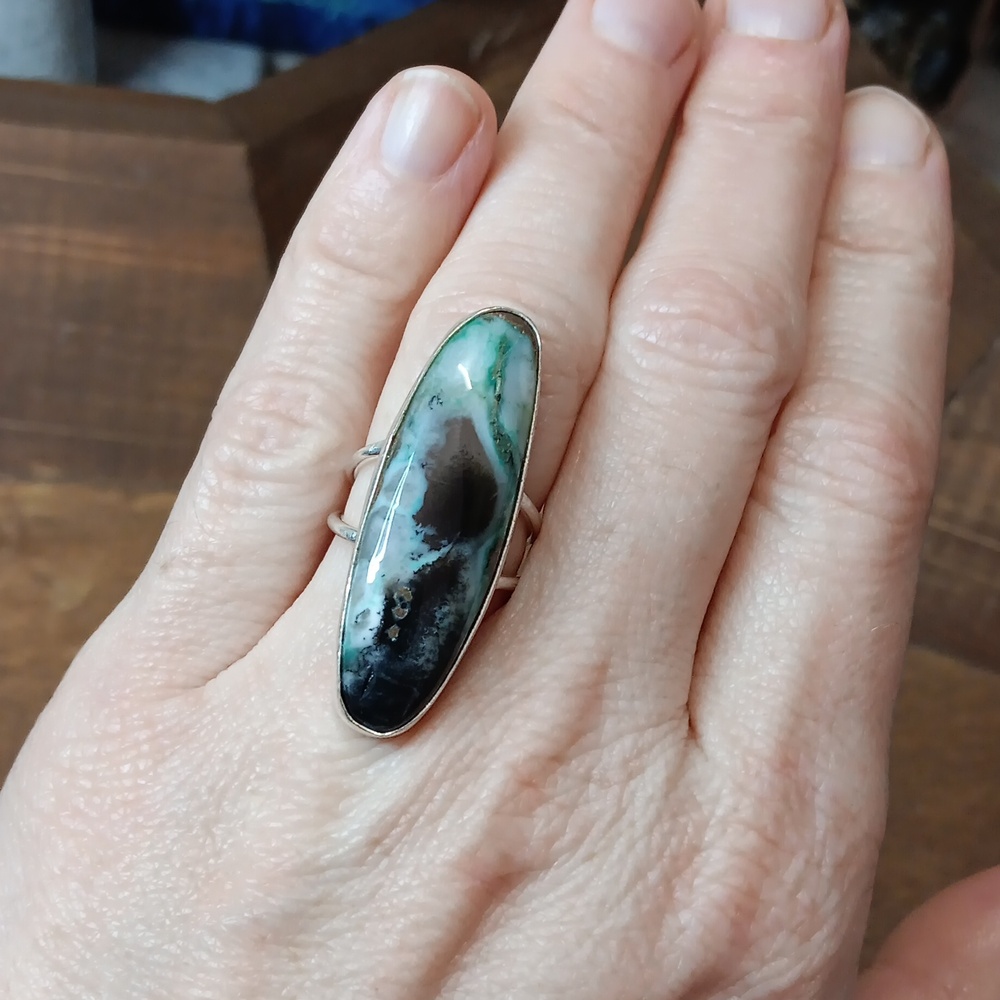 Silver And Black Dendrite Ring - image 3
